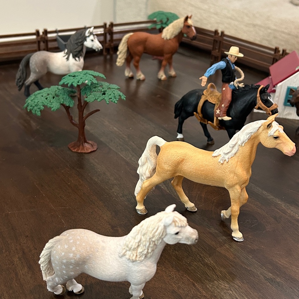 Schleich Horse Club Riders Horses, Lots of Animals & Accessories - Picture 8 of 17